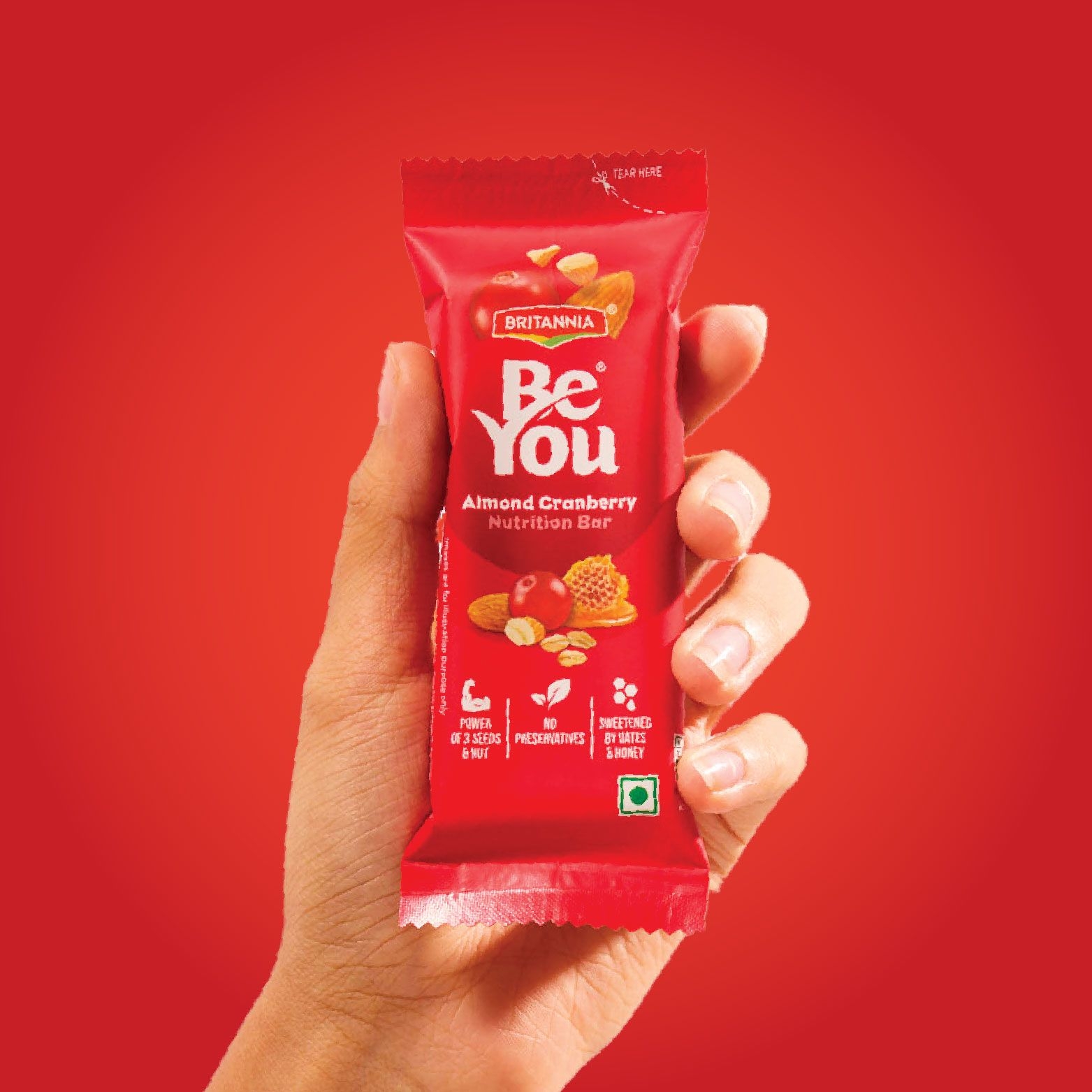 Britannia BeYou Almond Cranberry
